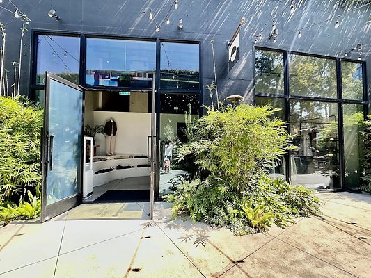 WESTSIDE LOCATIONS 53