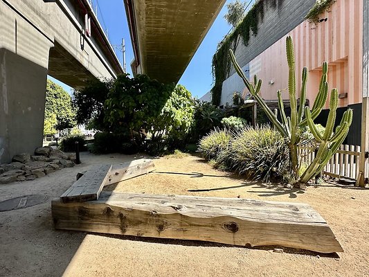 WESTSIDE LOCATIONS 77