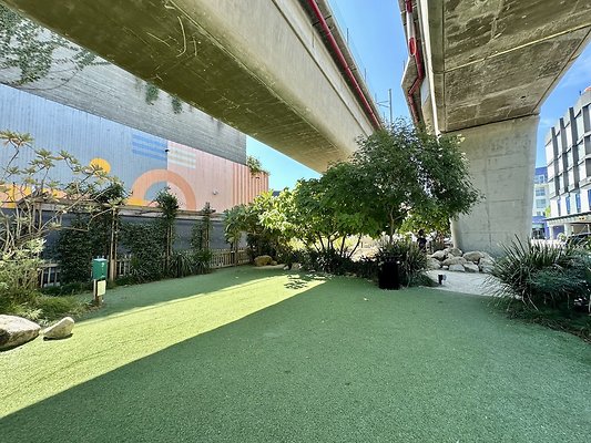 WESTSIDE LOCATIONS 86