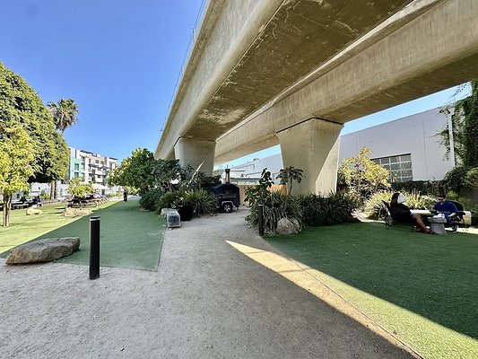 WESTSIDE LOCATIONS 84