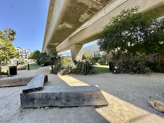 WESTSIDE LOCATIONS 82