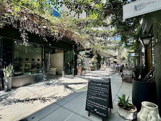 WESTSIDE LOCATIONS 21