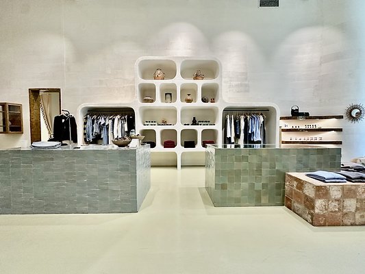 WESTSIDE LOCATIONS 52