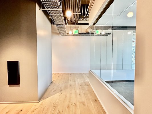 WESTSIDE LOCATIONS 37