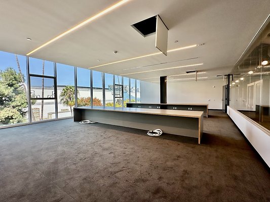 WESTSIDE LOCATIONS 32