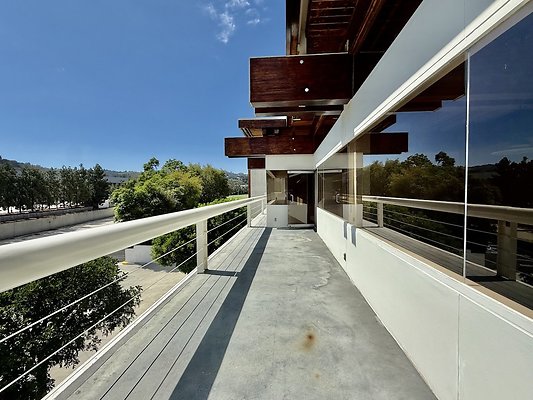 WESTSIDE LOCATIONS 219