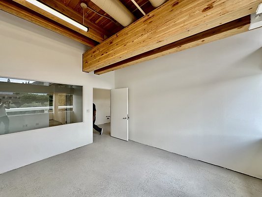 WESTSIDE LOCATIONS 256