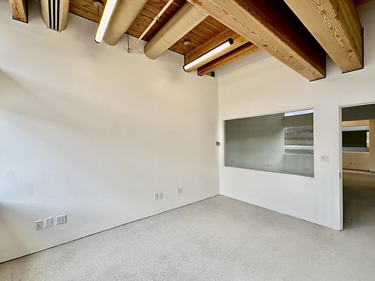 WESTSIDE LOCATIONS 255