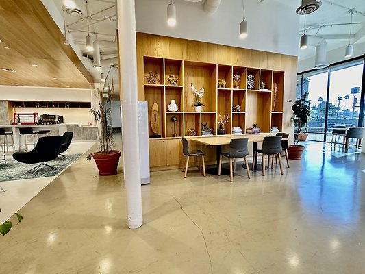 WESTSIDE LOCATIONS 128