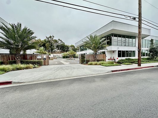 WESTSIDE LOCATIONS 146