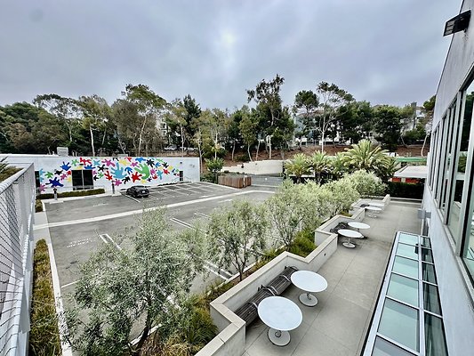 WESTSIDE LOCATIONS 296