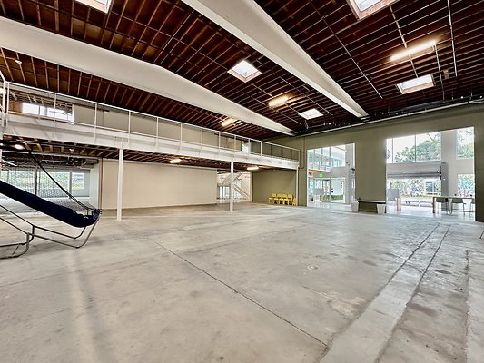 WESTSIDE LOCATIONS 204