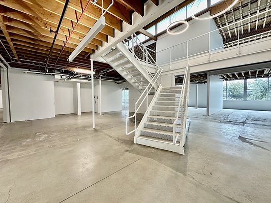 WESTSIDE LOCATIONS 226