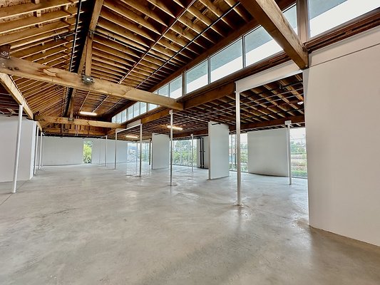 WESTSIDE LOCATIONS 266