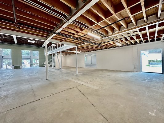 WESTSIDE LOCATIONS 211