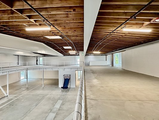 WESTSIDE LOCATIONS 275