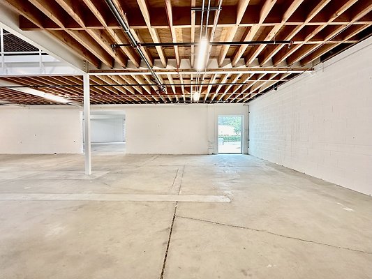 WESTSIDE LOCATIONS 210