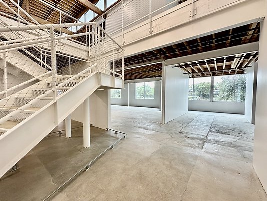 WESTSIDE LOCATIONS 230