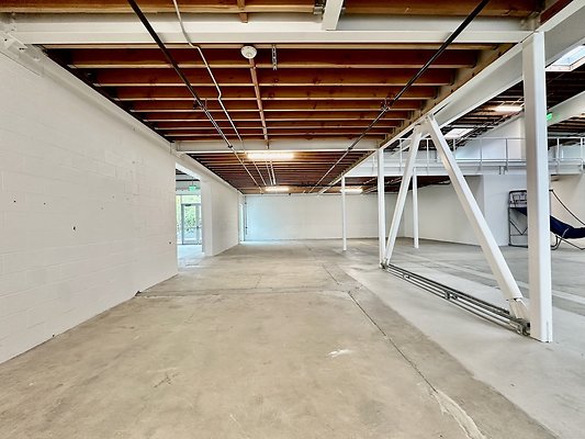 WESTSIDE LOCATIONS 208