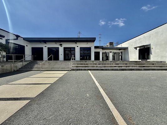 WESTSIDE LOCATIONS 47