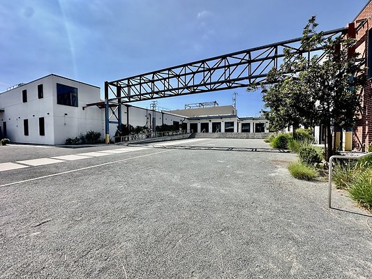 WESTSIDE LOCATIONS 27