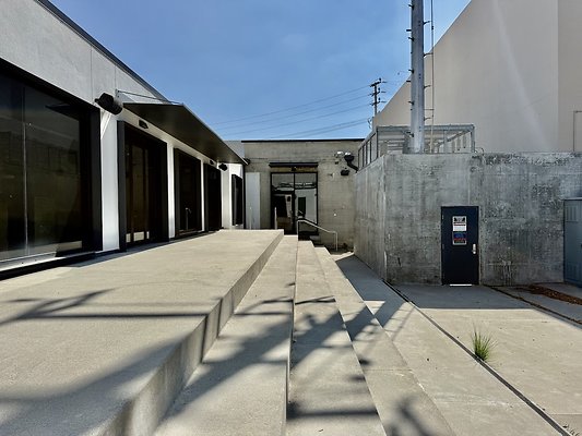 WESTSIDE LOCATIONS 176