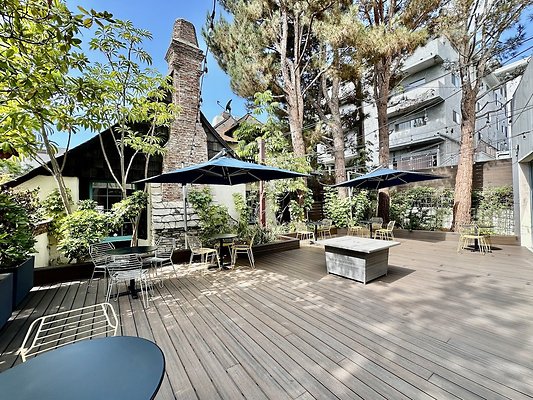 WESTSIDE LOCATIONS 147