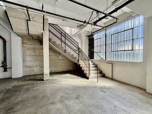 WESTSIDE LOCATIONS 33