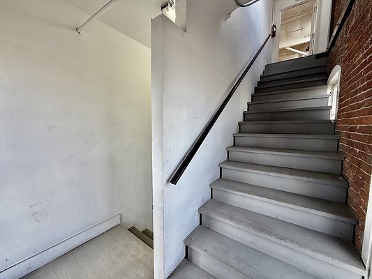 WESTSIDE LOCATIONS 68