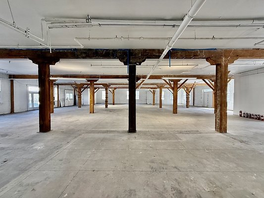 WESTSIDE LOCATIONS 32