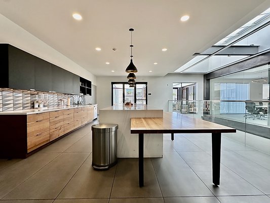 WESTSIDE LOCATIONS 178