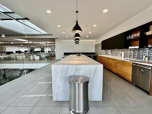 WESTSIDE LOCATIONS 176