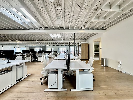 WESTSIDE LOCATIONS 140