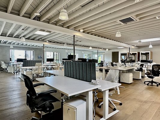 WESTSIDE LOCATIONS 145