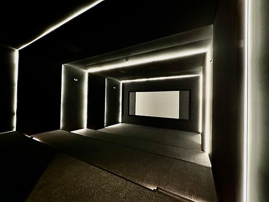 WESTSIDE LOCATIONS 209