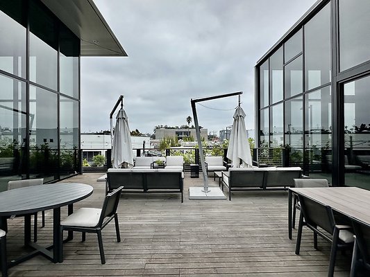 WESTSIDE LOCATIONS 183