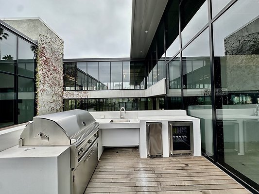 WESTSIDE LOCATIONS 182