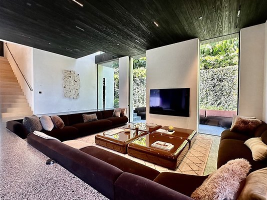 WESTSIDE LOCATIONS 192