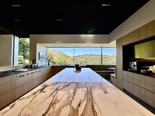 WESTSIDE LOCATIONS 233