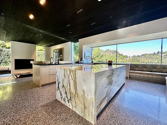 WESTSIDE LOCATIONS 217