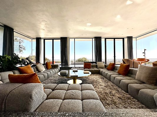 WESTSIDE LOCATIONS 132