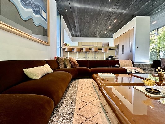 WESTSIDE LOCATIONS 199