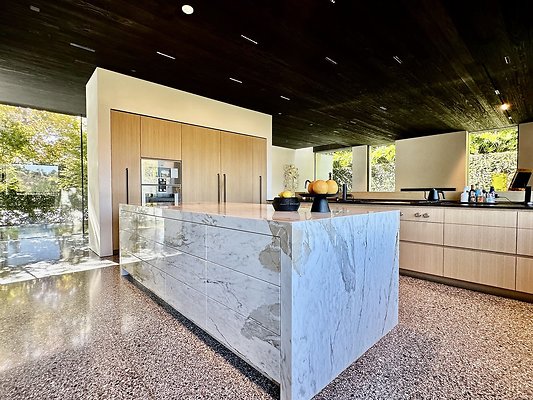 WESTSIDE LOCATIONS 219