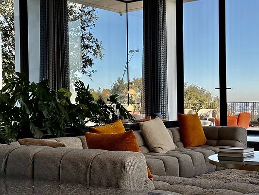 WESTSIDE LOCATIONS 152