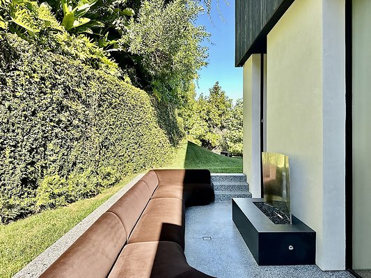 WESTSIDE LOCATIONS 205