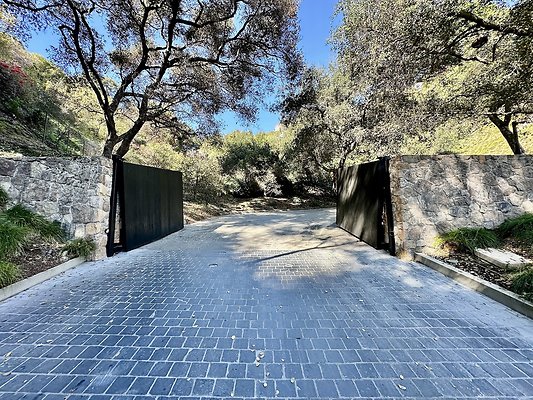 WESTSIDE LOCATIONS 36