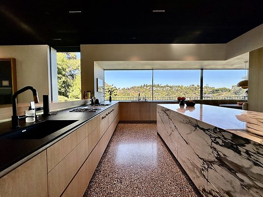 WESTSIDE LOCATIONS 216