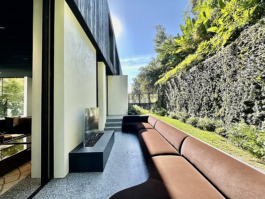 WESTSIDE LOCATIONS 203