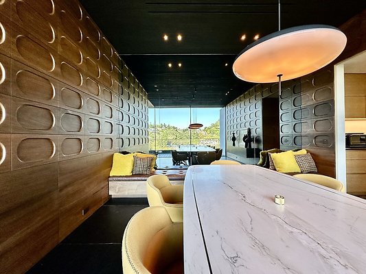 WESTSIDE LOCATIONS 184