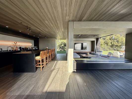 WESTSIDE LOCATIONS 426